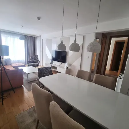 Διαμέρισμα Orange *